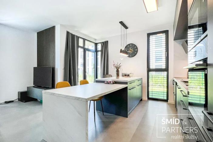 Prodej bytu 2+kk, Kolín, Zásmucká, 63 m2