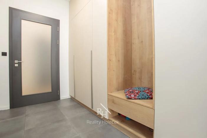 Prodej rodinného domu, Dolany, 160 m2