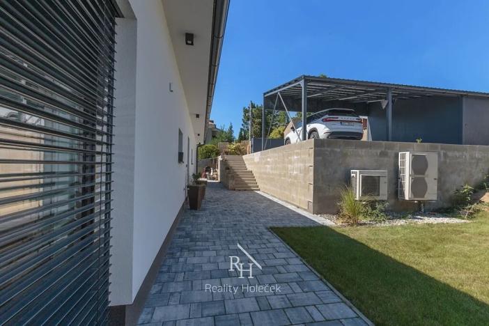 Prodej rodinného domu, Dolany, 160 m2