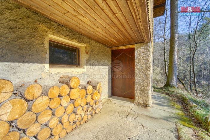 Prodej chaty, Čerňovice, 70 m2