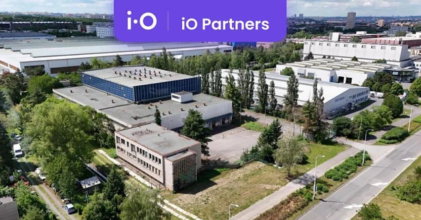 Pronájem skladu, Praha - Malešice, Tiskařská, 5010 m2