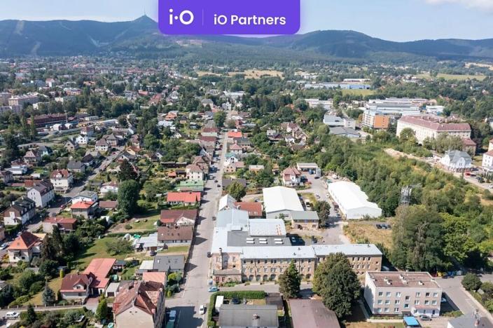 Pronájem výrobních prostor, Liberec, Volgogradská, 4038 m2