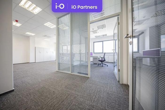 Pronájem skladu, Přestanov, 4262 m2