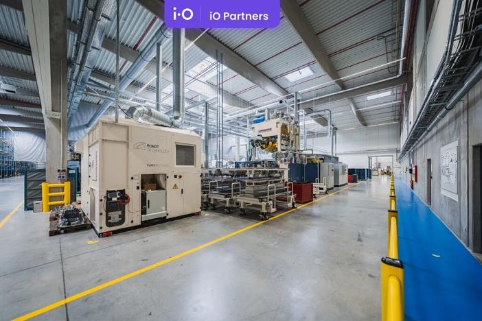 Pronájem skladu, Hrušky, 5000 m2