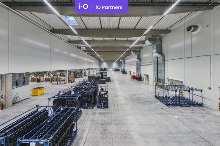 Pronájem skladu, Hrušky, 5000 m2