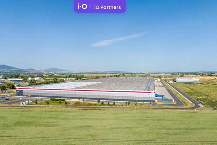 Pronájem skladu, Lovosice, Lukavecká, 6418 m2