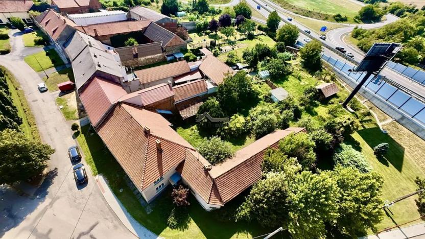 Prodej rodinného domu, Drysice, 349 m2