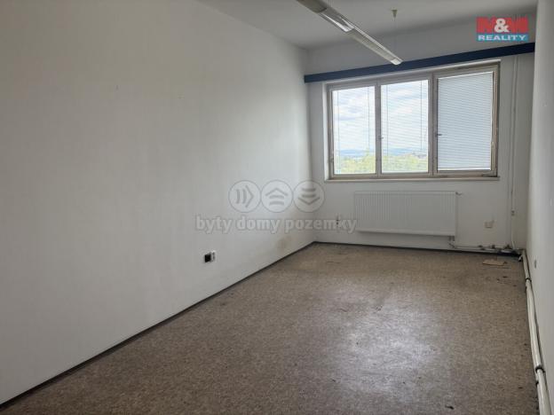 Pronájem kanceláře, Háje, 500 m2