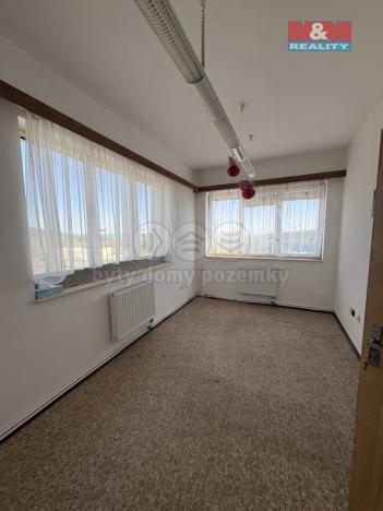 Pronájem kanceláře, Háje, 500 m2