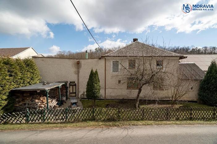 Prodej rodinného domu, Senička, 200 m2