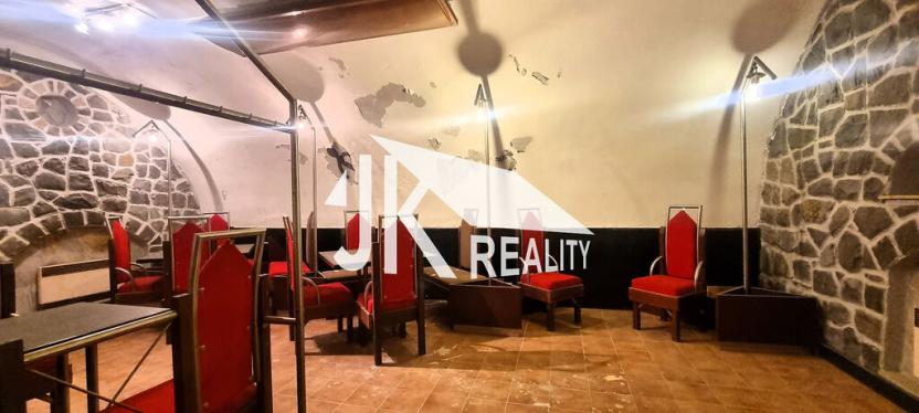 Prodej rodinného domu, Lipník nad Bečvou - Lipník nad Bečvou I-Město, náměstí T. G. Masaryka, 304 m2