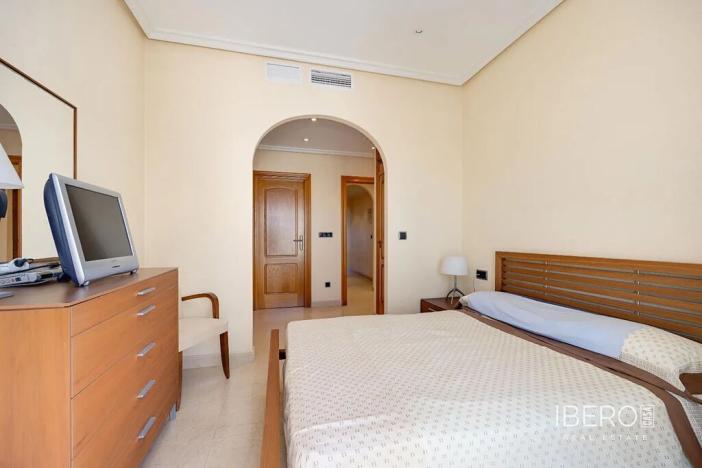 Prodej bytu 4+kk, Torrevieja, Španělsko, 133 m2