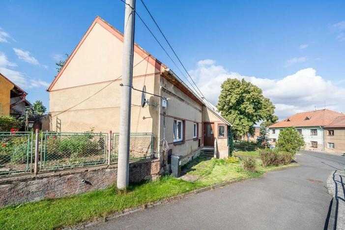 Prodej bytu 3+1, Lišany, Na vrškách, 115 m2