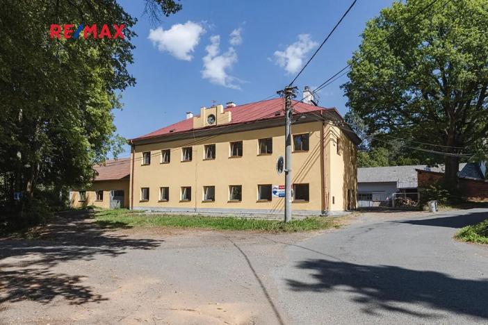 Prodej obchodního prostoru, Zbiroh, Líšenská, 700 m2
