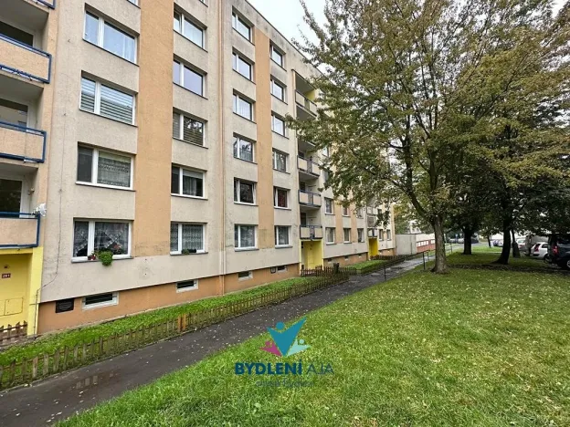 Pronájem bytu 2+1, Krupka, Karla Čapka, 61 m2
