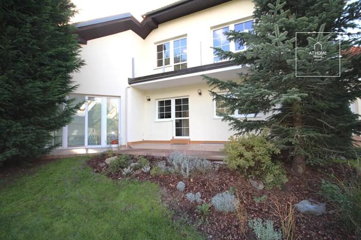 Pronájem rodinného domu, Průhonice, Javorová, 280 m2