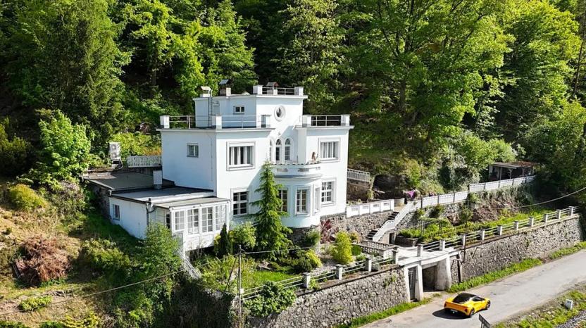 Prodej vily, Chocerady, 340 m2