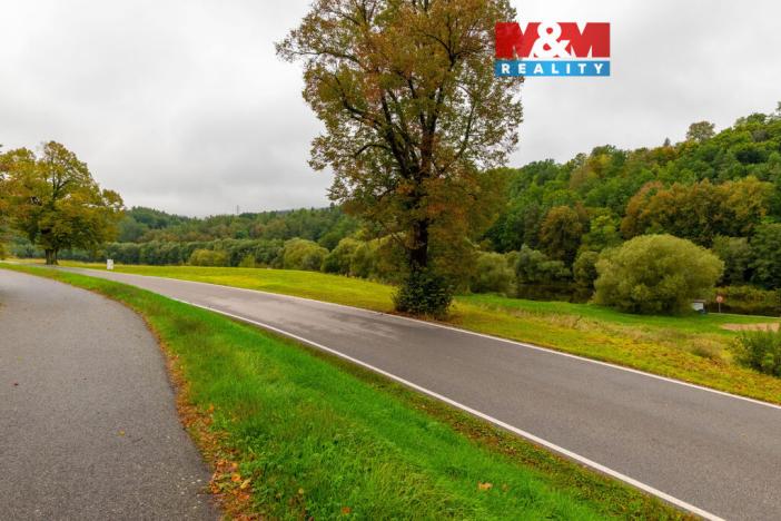 Prodej komerčního pozemku, Zlatá Koruna - Rájov, 1054 m2