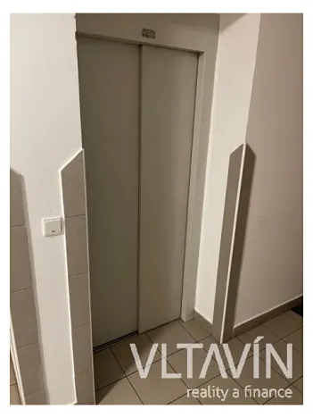 Pronájem bytu 2+kk, Pardubice, Sokolovská, 54 m2