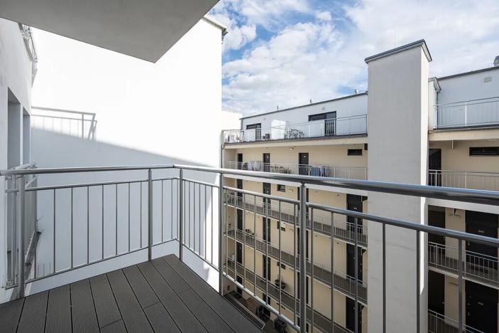 Pronájem bytu 2+kk, Brno, Bratislavská, 45 m2