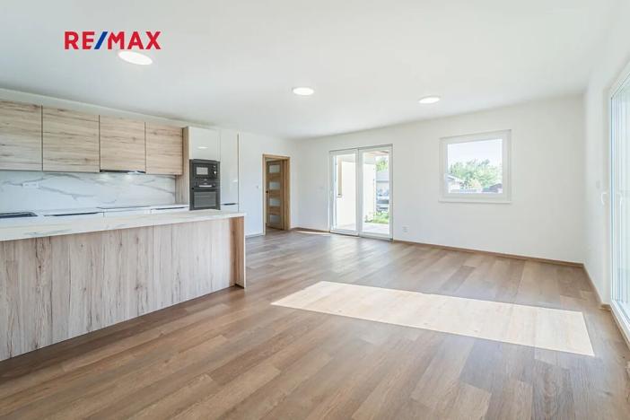 Pronájem rodinného domu, Stochov, Krátká, 88 m2