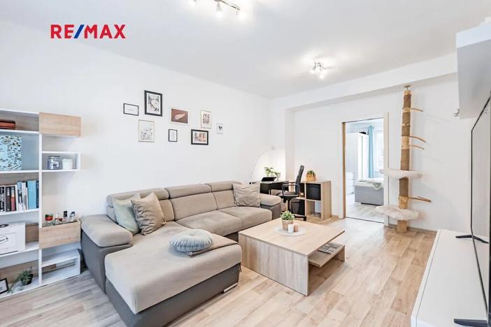 Prodej bytu 2+kk, Praha - Hloubětín, Poděbradská, 51 m2