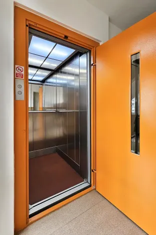 Prodej bytu 3+1, Praha - Lhotka, Novodvorská, 71 m2