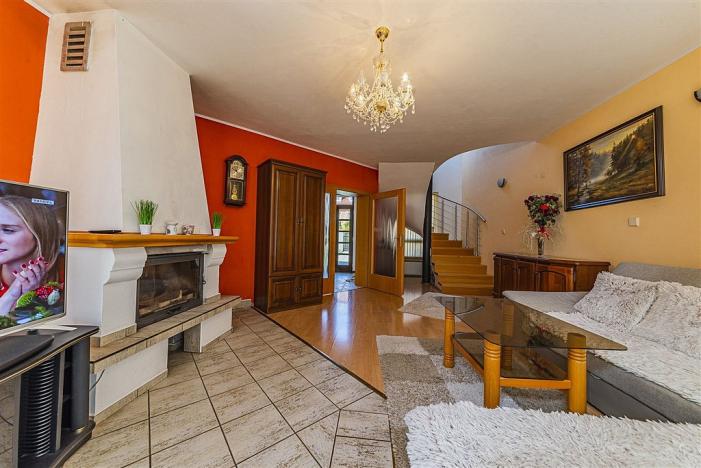 Pronájem rodinného domu, Hustopeče, U Vodojemu, 178 m2