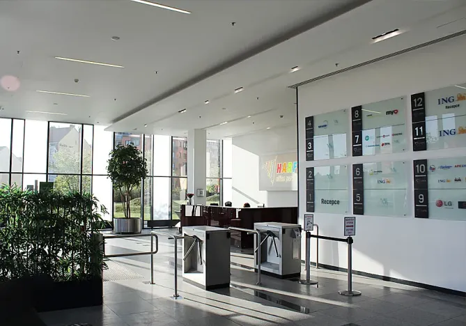 Pronájem kanceláře, Praha - Libeň, Českomoravská, 940 m2