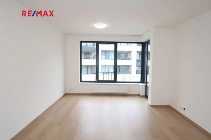 Pronájem bytu 2+kk, Praha - Modřany, Na Komořsku, 61 m2