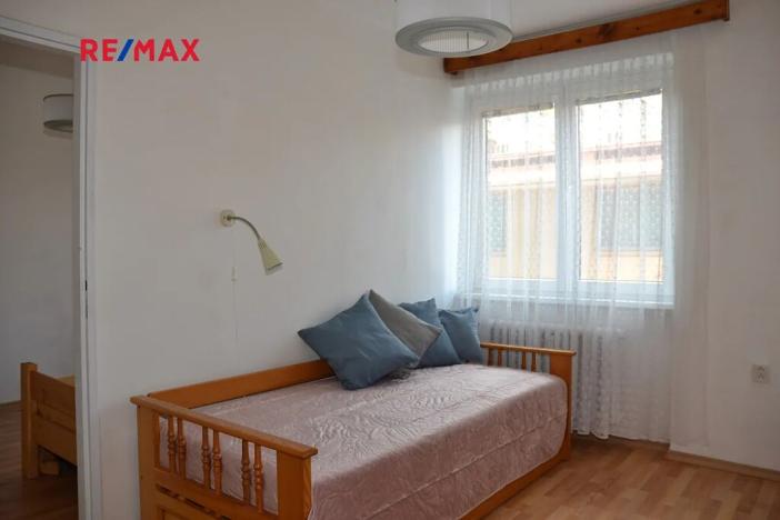 Pronájem bytu 3+1, Praha - Záběhlice, Hrusická, 54 m2