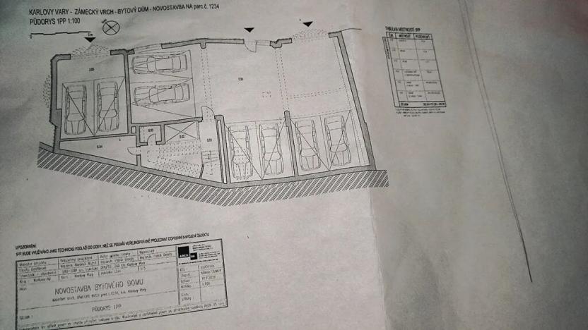 Prodej bytu 4+kk, Karlovy Vary, Zámecký vrch, 144 m2