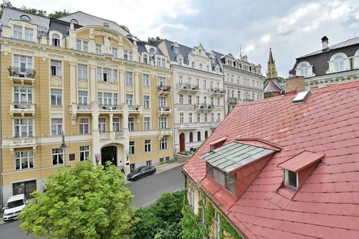 Prodej bytu 3+kk, Karlovy Vary, Zámecký vrch, 102 m2