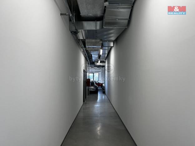 Pronájem skladu, Nupaky, Komerční, 829 m2