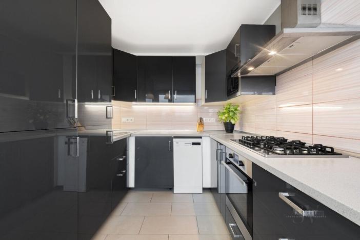 Prodej bytu 3+kk, Praha - Kobylisy, Třeboradická, 68 m2