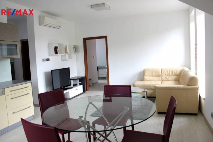 Pronájem bytu 2+kk, Ostrava - Mariánské Hory, Josefa Šavla, 63 m2