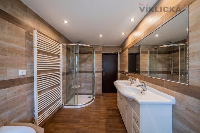 Prodej rodinného domu, Praha - Modřany, K Lahovičkám, 150 m2