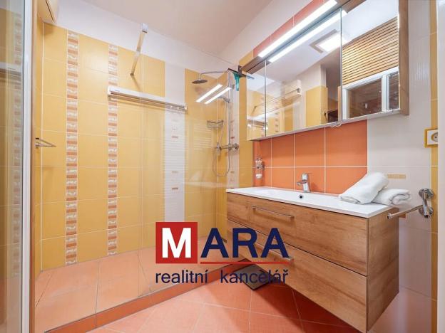 Prodej bytu 4+kk, Olomouc, Novosadský dvůr, 127 m2