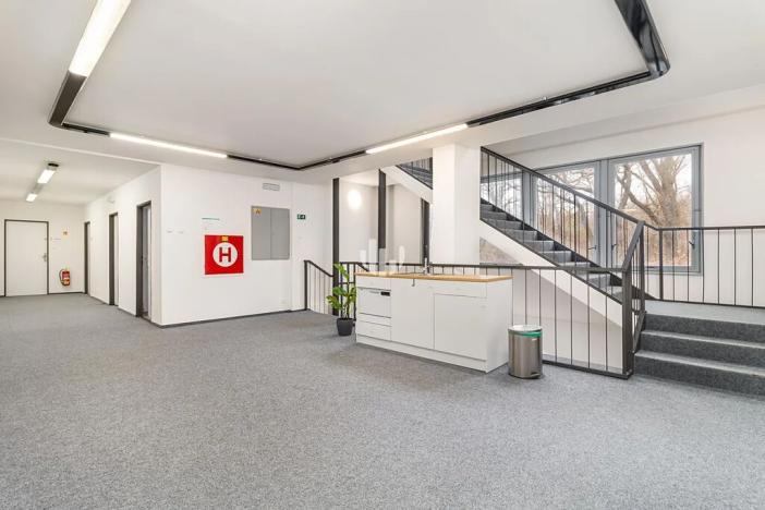 Pronájem kanceláře, Praha - Braník, Nad lesním divadlem, 135 m2