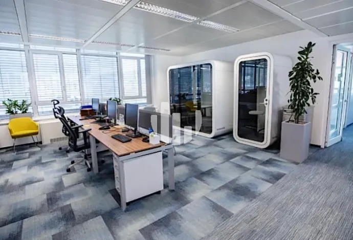 Pronájem kanceláře, Praha - Dejvice, Evropská, 540 m2