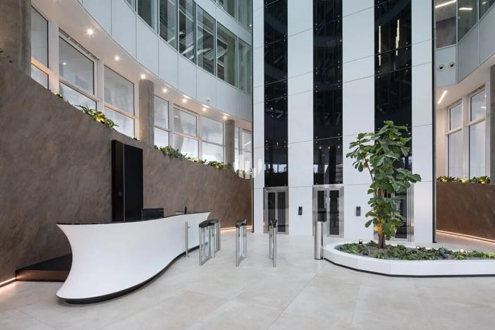 Pronájem kanceláře, Praha - Smíchov, Plzeňská, 454 m2