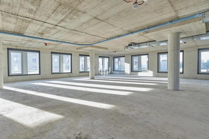 Pronájem kanceláře, Praha - Holešovice, Veletržní, 375 m2