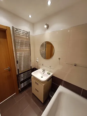 Prodej bytu 2+kk, Praha - Lochkov, U sladovny, 44 m2