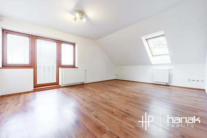 Pronájem rodinného domu, Strančice, 259 m2