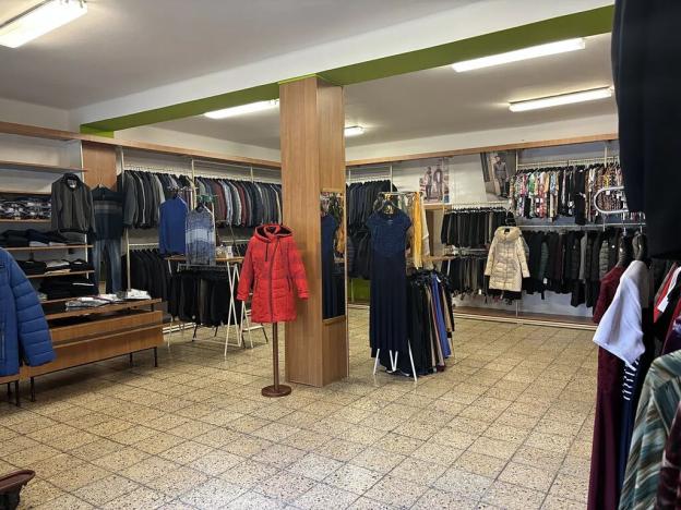 Pronájem obchodního prostoru, Skuteč, Palackého náměstí, 111 m2