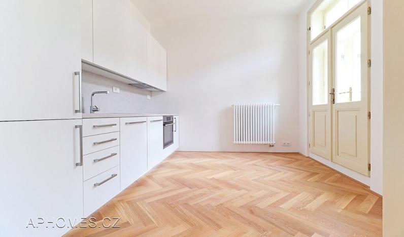 Pronájem bytu 1+1, Praha - Nové Město, Podskalská, 41 m2