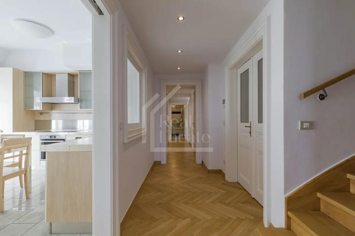 Pronájem bytu 5+1, Praha - Malá Strana, Újezd, 286 m2