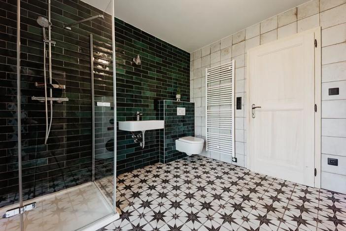 Prodej rodinného domu, Lužany, 425 m2