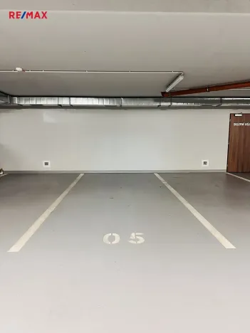 Pronájem bytu 2+kk, Praha - Černý Most, Dobrovolného, 42 m2