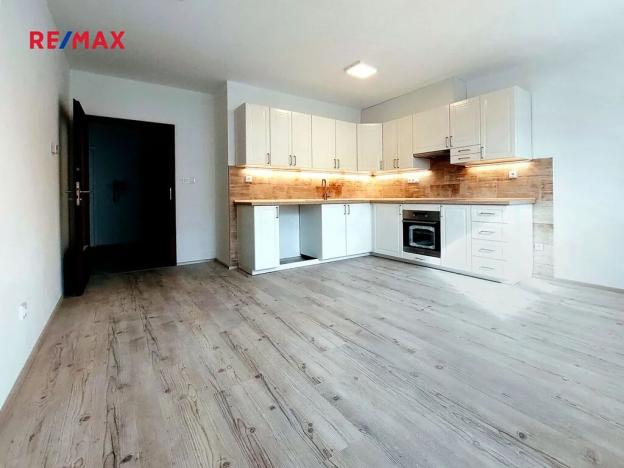 Pronájem bytu 3+kk, Poděbrady, Vrchlického, 77 m2